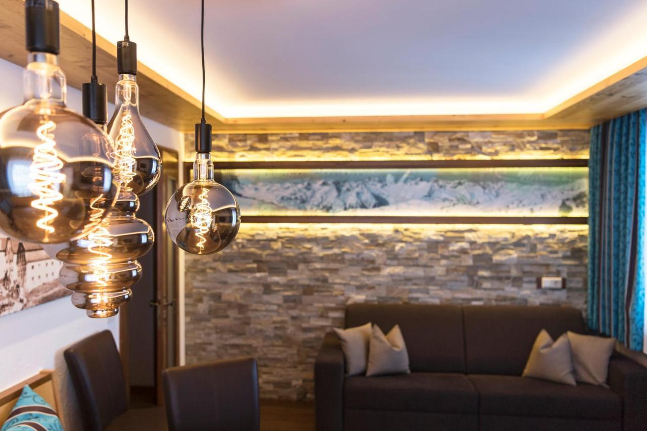 Hotel Garni Mirabell Ischgl Ngoại thất bức ảnh