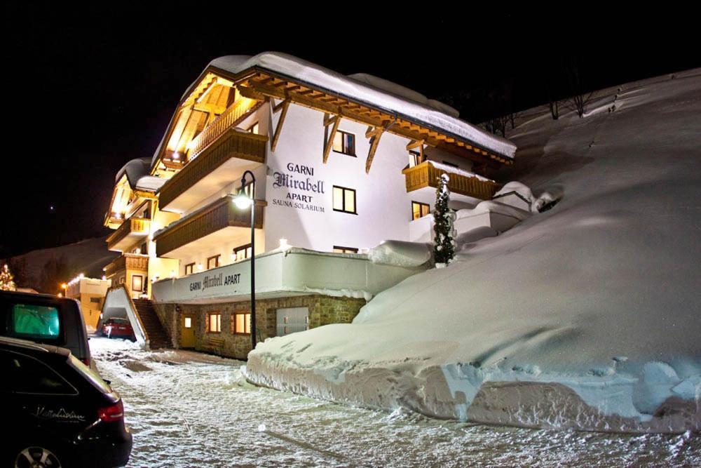 Hotel Garni Mirabell Ischgl Ngoại thất bức ảnh