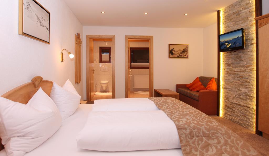 Hotel Garni Mirabell Ischgl Ngoại thất bức ảnh