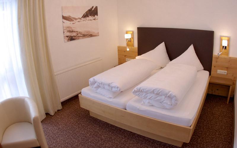 Hotel Garni Mirabell Ischgl Ngoại thất bức ảnh